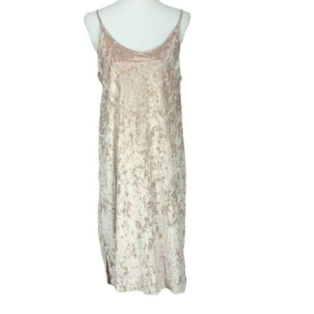 Double Zero Woman's Dress Crushed Velvet Nightie Slip Dress Soft Pink Medium‎